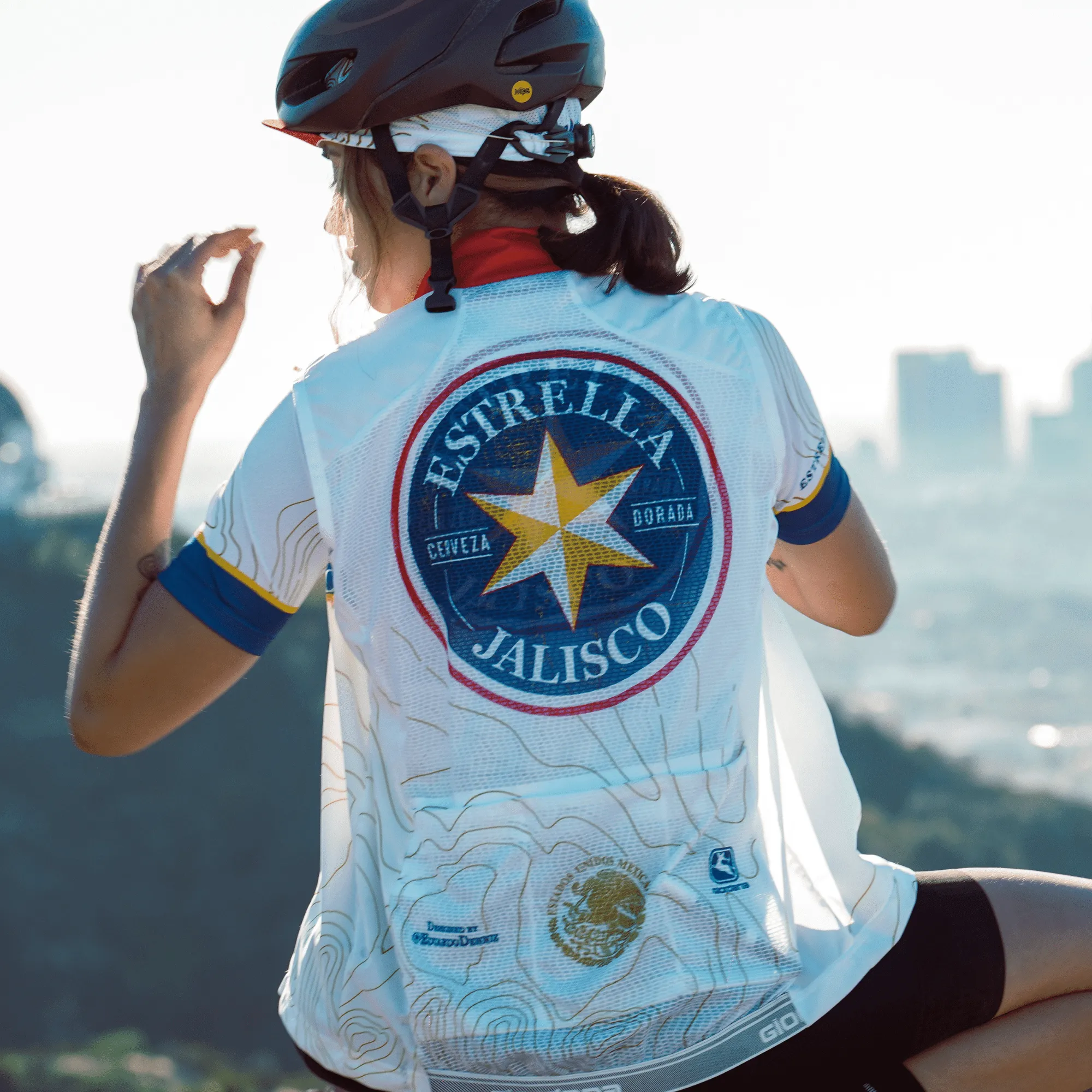 Estrella Jalisco Wind Vest